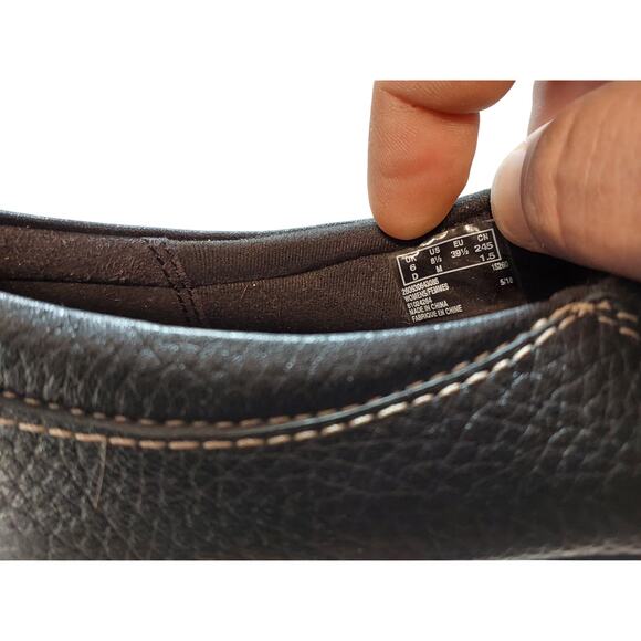 womens clarks pebbled leather slip on size 8.5 - Picture 1 of 5